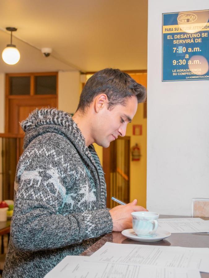 טאקנה Hostal Siglo 21 מראה חיצוני תמונה