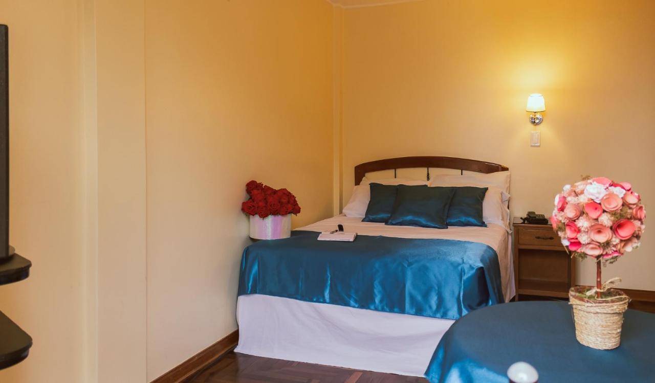 טאקנה Hostal Siglo 21 מראה חיצוני תמונה