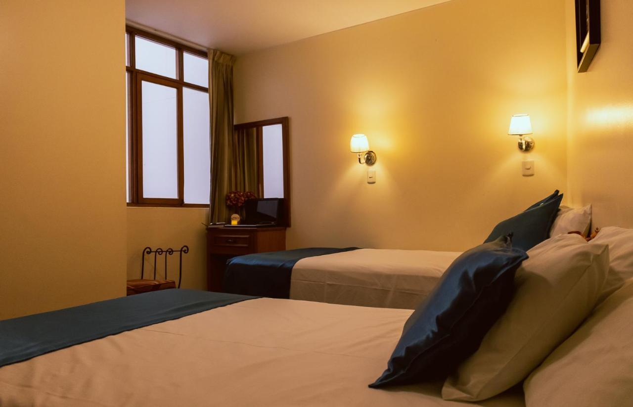 טאקנה Hostal Siglo 21 מראה חיצוני תמונה