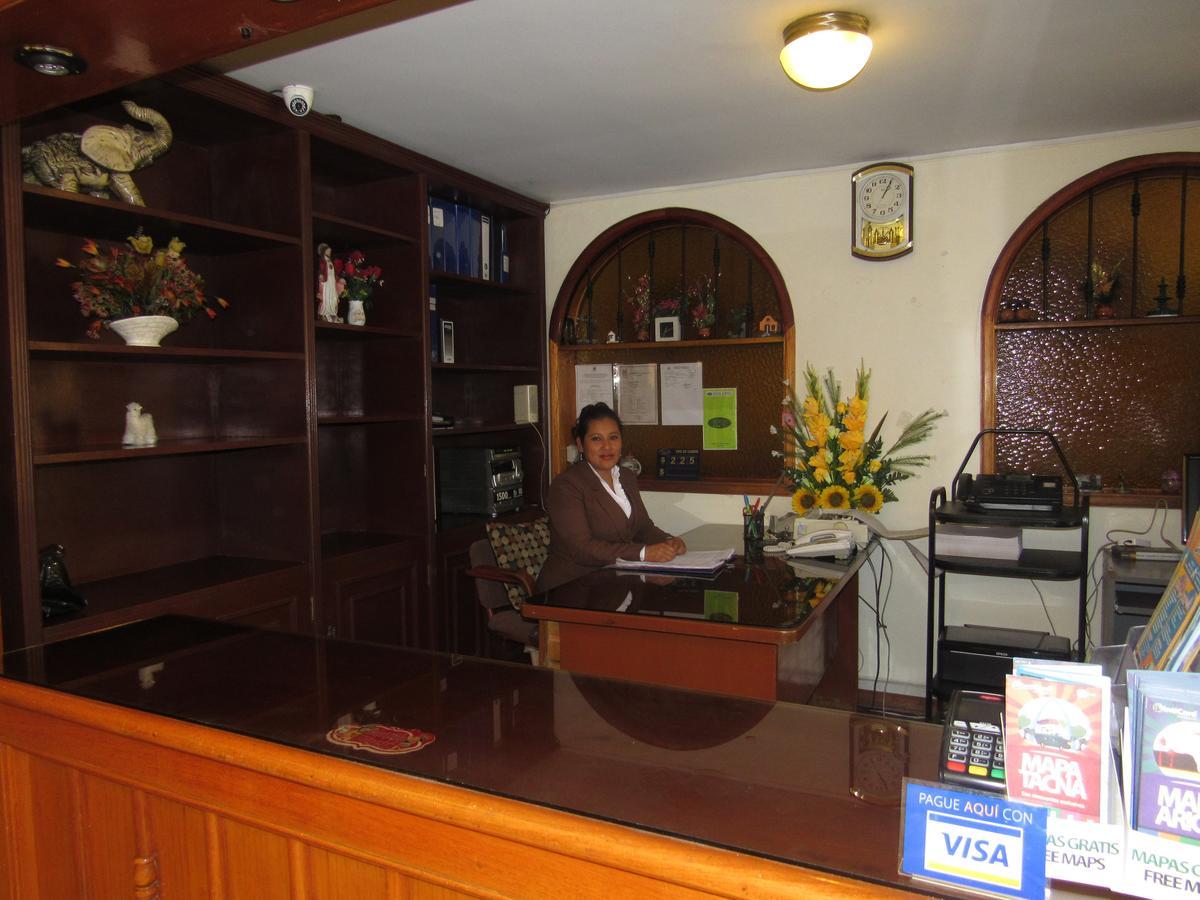 טאקנה Hostal Siglo 21 מראה חיצוני תמונה